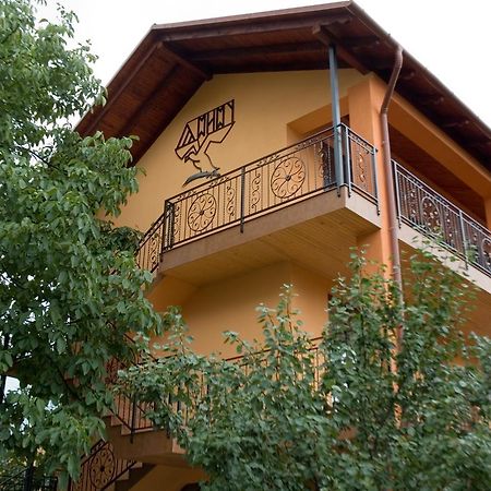 Turul Hotel Berehove  Luaran gambar